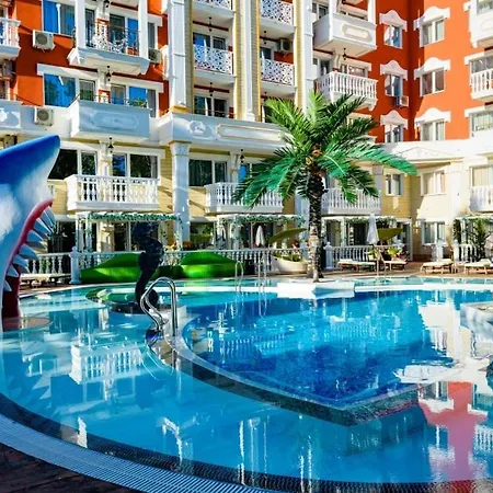 по стандартам французской ривьеры Sunny Beach